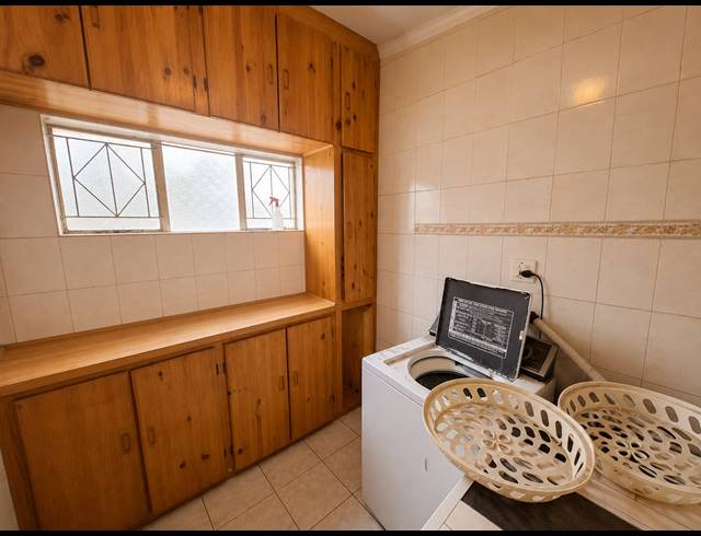 3 BEDROOM HOUSE FOR SALE IN VANDERBIJLPARK SE 1
